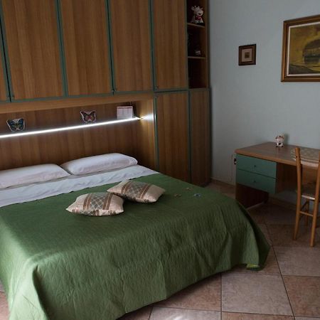 Butterfly Bed & Breakfast Castellammare di Stabia Bagian luar foto