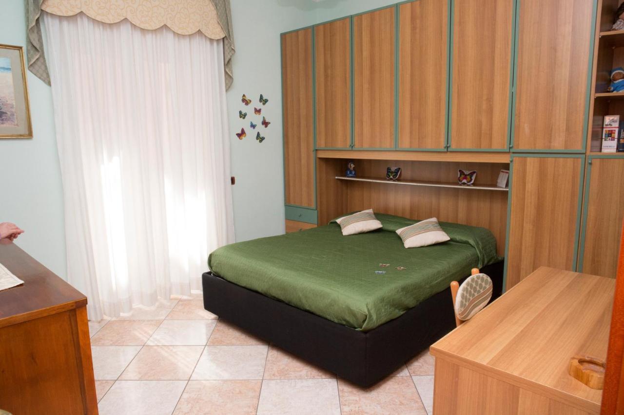 Butterfly Bed & Breakfast Castellammare di Stabia Bagian luar foto