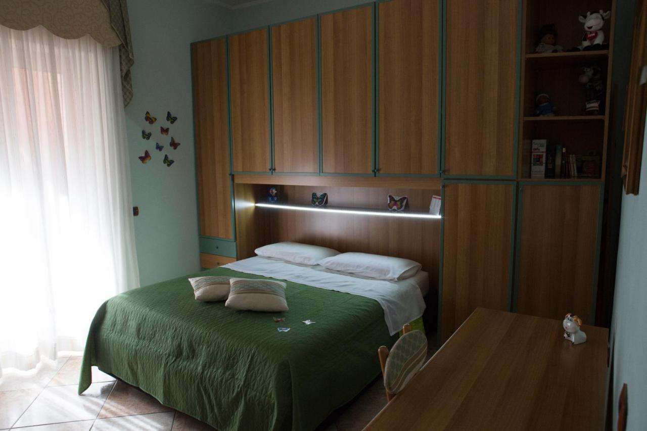 Butterfly Bed & Breakfast Castellammare di Stabia Bagian luar foto